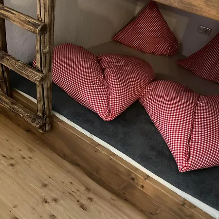 Hirschenwald Lägenhet