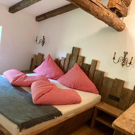 Hirschenwald Lägenhet