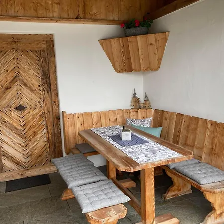 Hirschenwald Lägenhet *