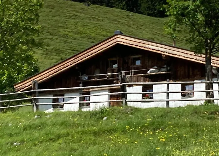 Hirschenwald شقة